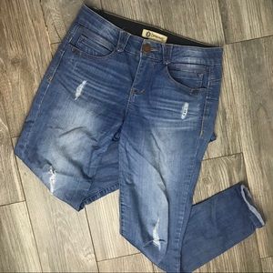 Democracy Jegging “Ab”solution Jeans